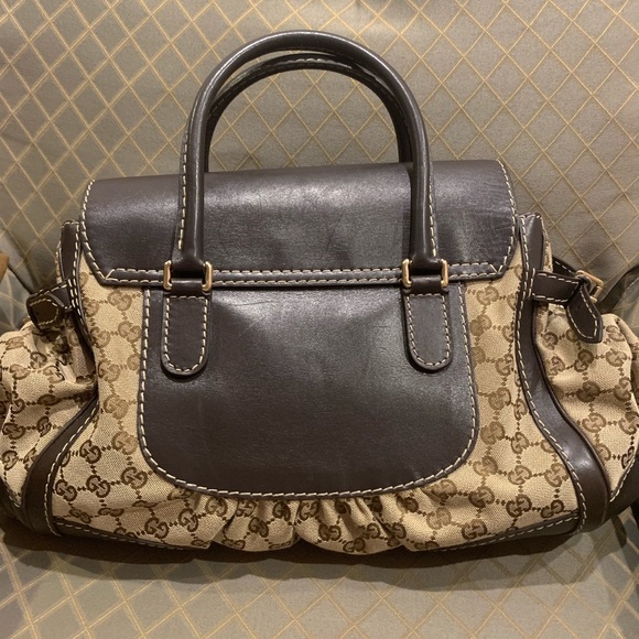 Gucci Handbag - Picture 5 of 11